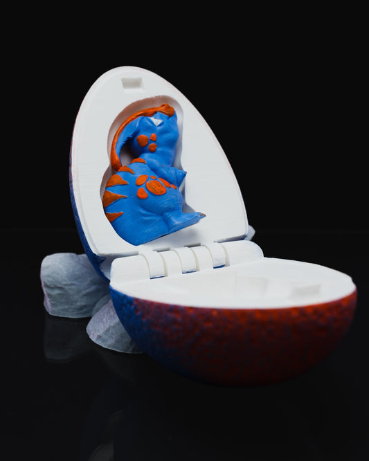 Articulated home decor gift piece