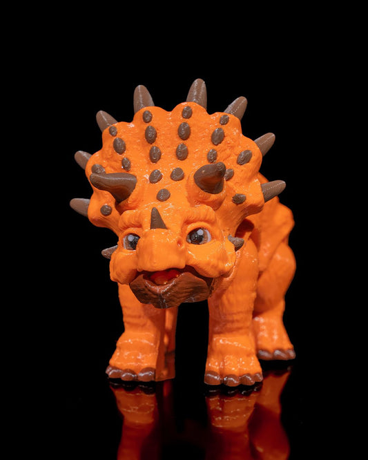 🦕 3D Printed Articulated Triceratops 🦕 – handcrafted 3D printed decor gift