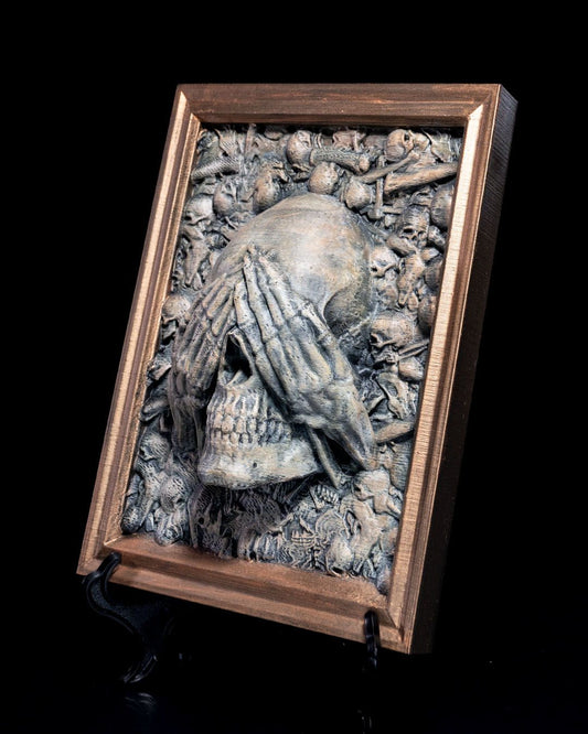 Articulated home decor gift piece