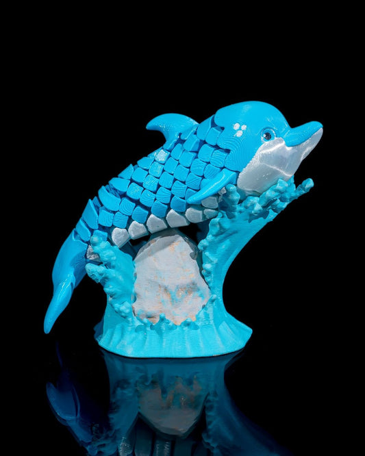 Articulated home decor gift piece