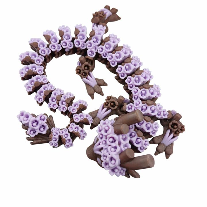 Articulated home decor gift piece