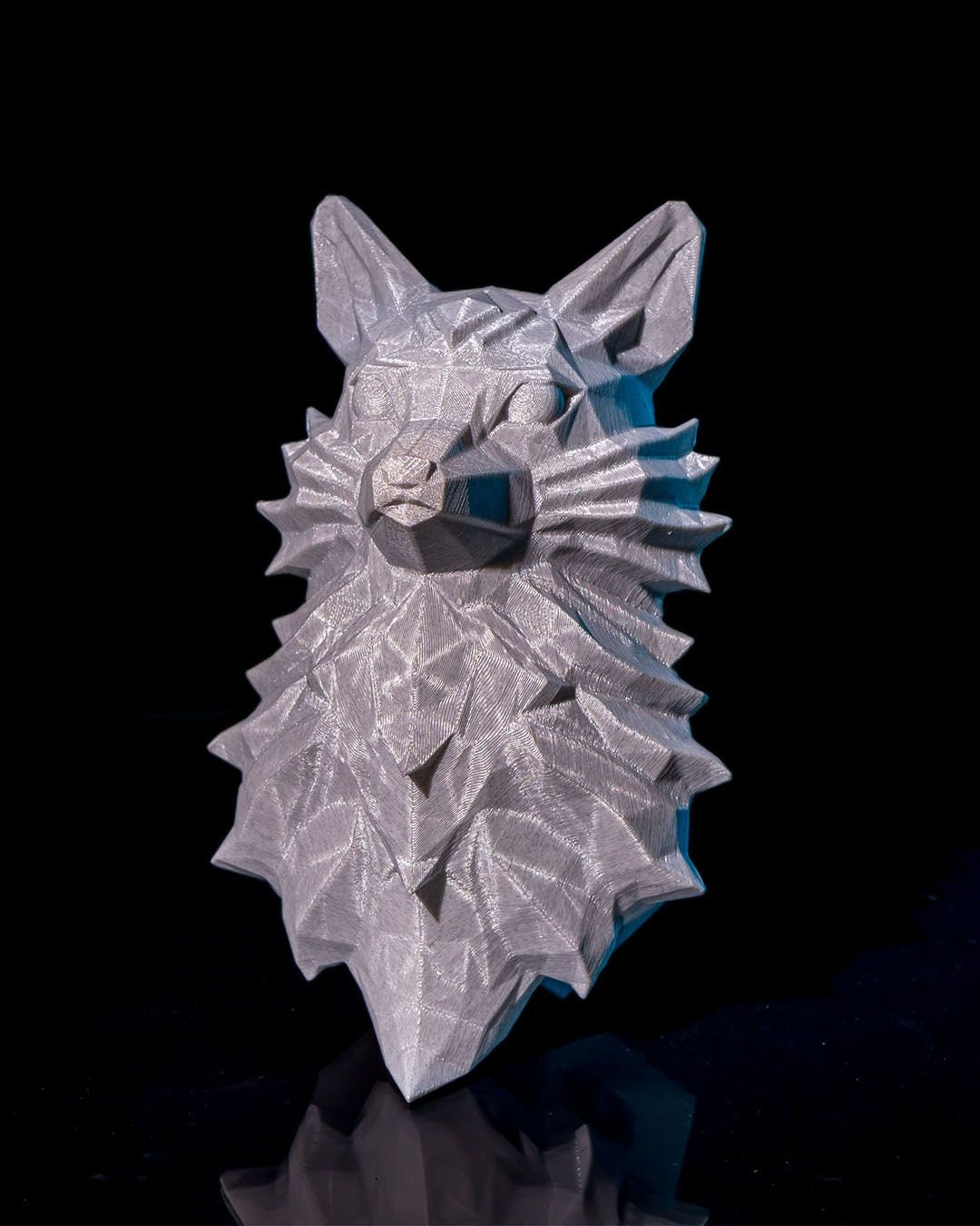 The Nine-Tailed Fox Wall Light 🌟🦊✨ | Unique Home Decor Gift – handcrafted 3D printed decor gift