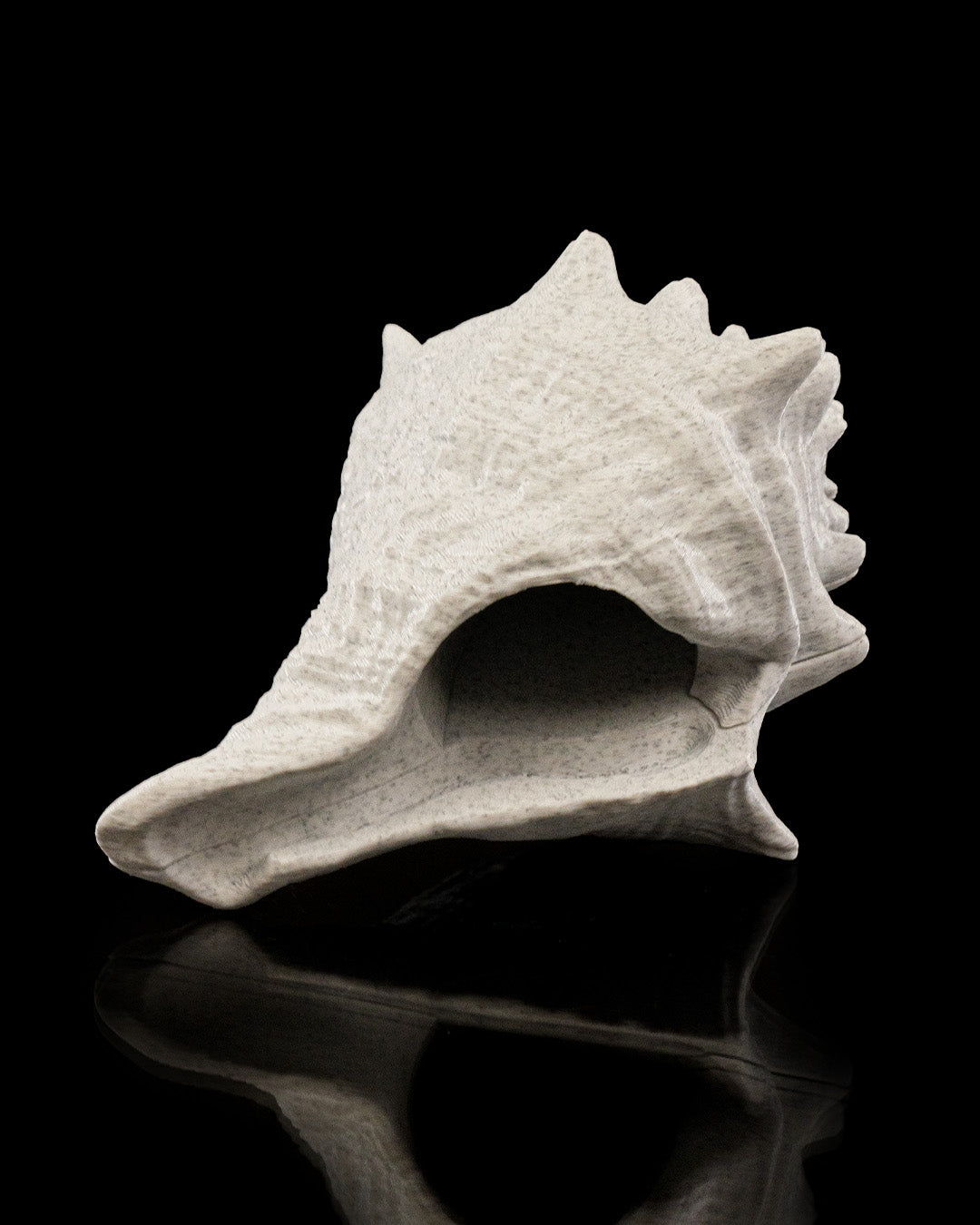 Articulated home decor gift piece