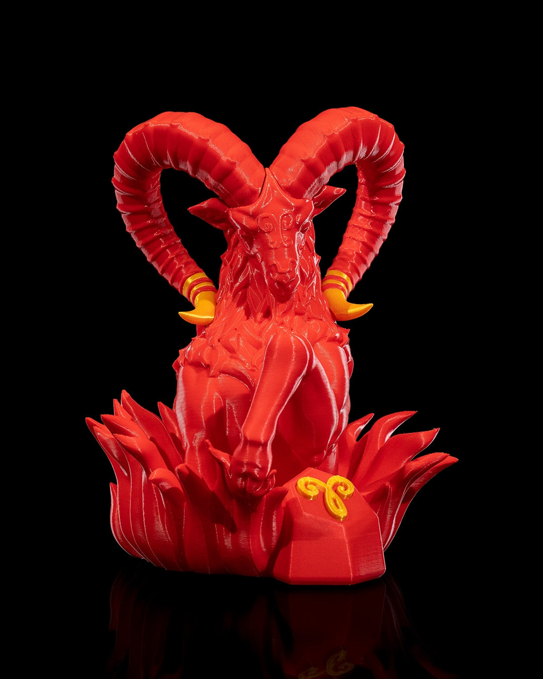 Articulated home decor gift piece