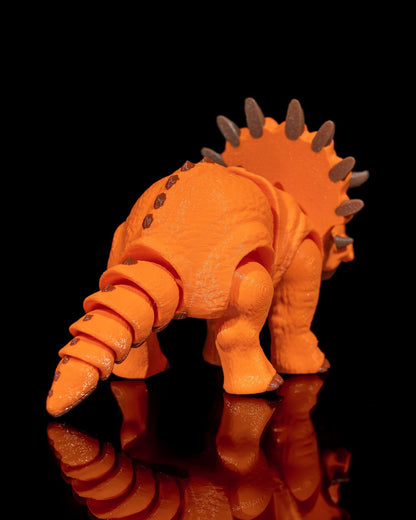 Articulated home decor gift piece