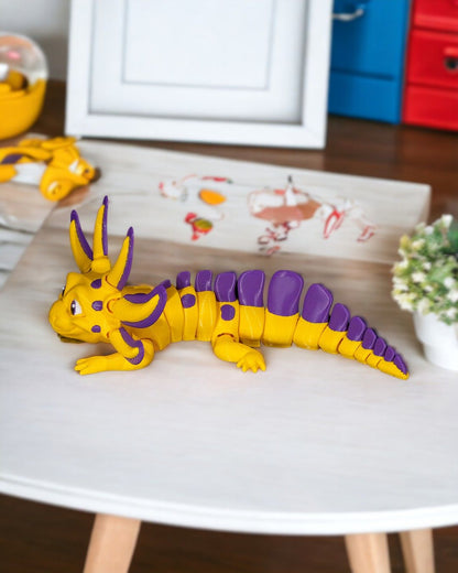 Articulated home decor gift piece