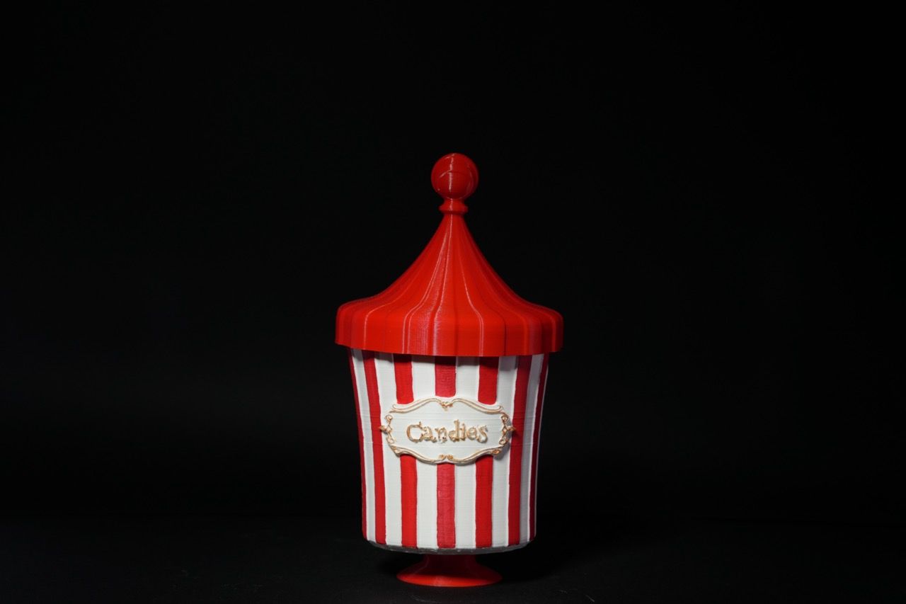 Articulated home decor gift piece