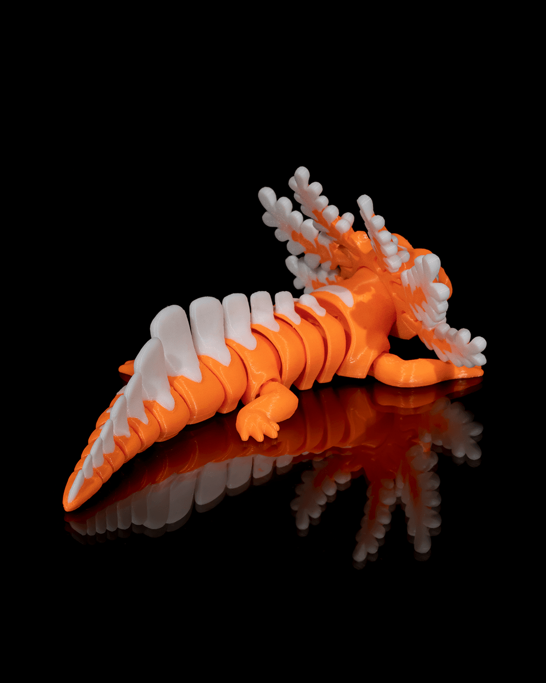 Articulated home decor gift piece