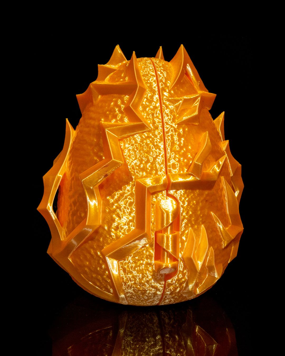 Articulated home decor gift piece