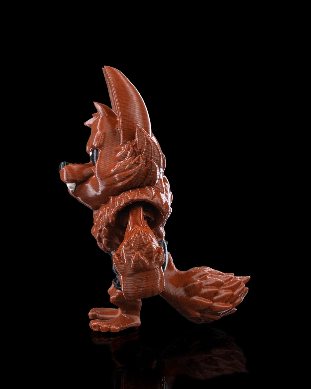 Articulated home decor gift piece