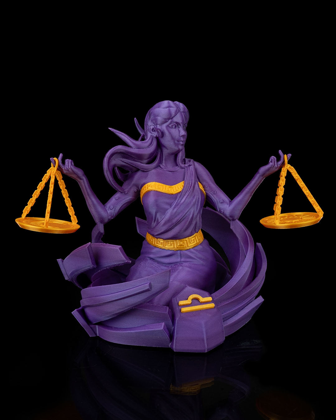 Articulated home decor gift piece