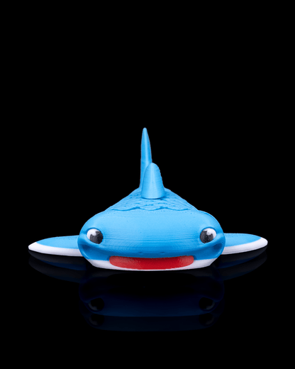 🦈 Mark, the Whale Shark – Mesh Articulated Keychain Buddy 🌊