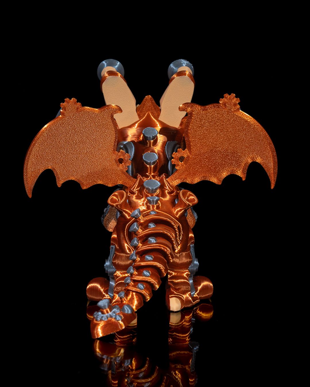Articulated home decor gift piece