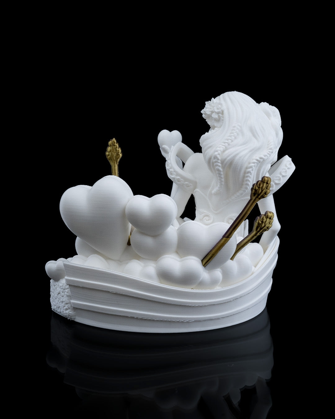 Articulated home decor gift piece