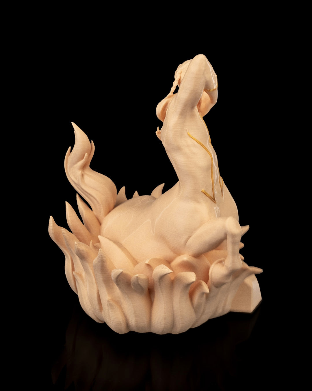 Articulated home decor gift piece