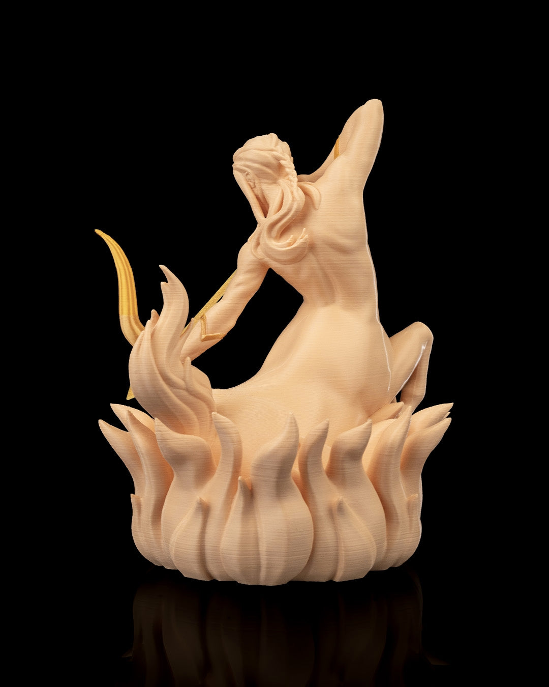 Articulated home decor gift piece