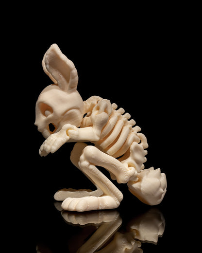 Articulated home decor gift piece