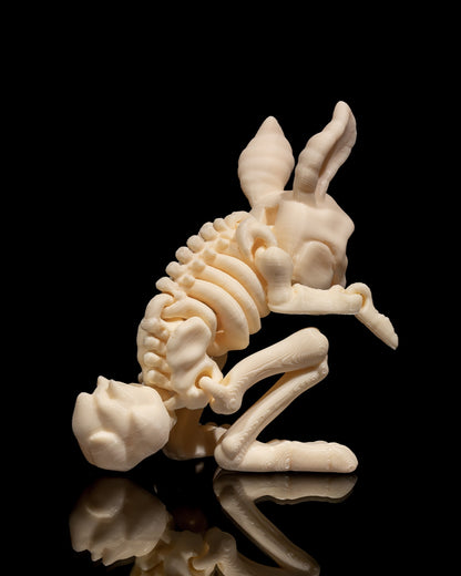 Articulated home decor gift piece