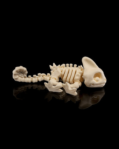 Articulated home decor gift piece
