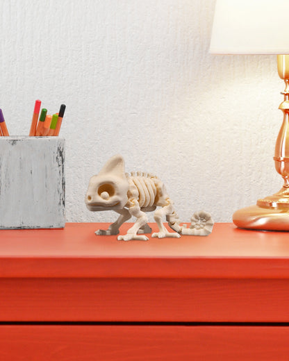 Articulated home decor gift piece